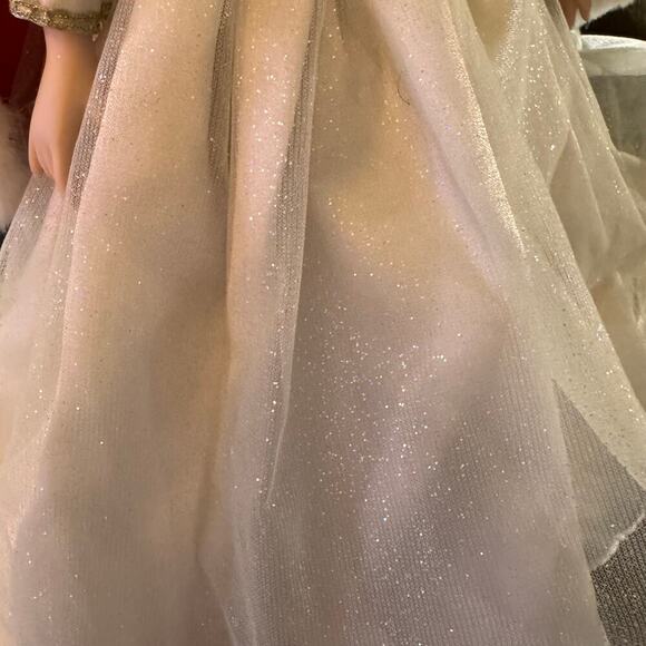 Disney Princess Brass Key Snow White And The Seven Dwarfs Porcelain Doll 14" - Picture 10 of 11